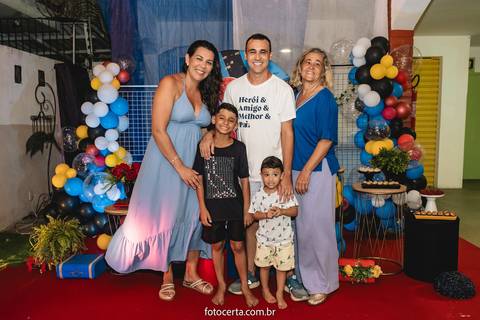 Radical Kids e Foto Certa - Festa de Aniversário Infantil - Decoração Tema Homem-Aranha'