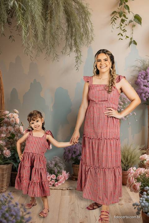 Fotógrafo em Vitória, Vila Velha, Casamento, Ensaio Pré-Casamento, Ensaio Pós-Casamento, Ensaio de Casal, 15 Anos, Debutante, Família, Gestante, Maternidade, Aniversário, Social, Estúdio, Corporativo, Marca Pessoal, Formatura, Escolar '