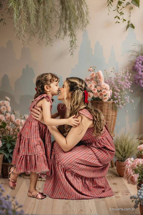 Fotógrafo em Vitória, Vila Velha, Casamento, Ensaio Pré-Casamento, Ensaio Pós-Casamento, Ensaio de Casal, 15 Anos, Debutante, Família, Gestante, Maternidade, Aniversário, Social, Estúdio, Corporativo, Marca Pessoal, Formatura, Escolar '