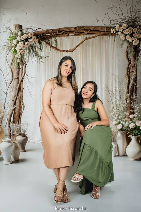 Fotógrafo em Vitória, Vila Velha, Casamento, Ensaio Pré-Casamento, Ensaio Pós-Casamento, Ensaio de Casal, 15 Anos, Debutante, Família, Gestante, Maternidade, Aniversário, Social, Estúdio, Corporativo, Marca Pessoal, Formatura, Escolar '