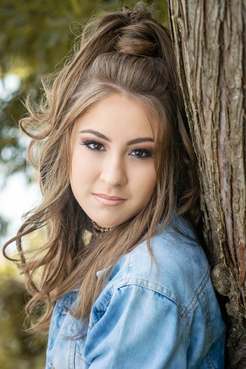 toda beleza e encanto de gabriela ianke - fotografada por christian christoforo fotografia - castro - paraná'