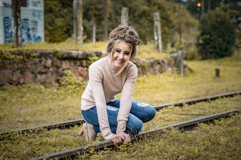 toda beleza e encanto de gabriela ianke - fotografada por christian christoforo fotografia - castro - paraná'