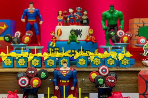 Comemoração ao  1º Aninho do querido  Théo smash the cake ensaio infantil natal bolo festa infantil zona norte criança festa de aniversário família brincadeiras fotografia fotógrafa rio de janeiro RJ carioca'