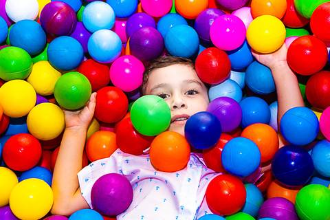 Aniversário de 01 Aninho do Vicente smash the cake ensaio infantil natal bolo festa infantil zona norte criança festa de aniversário família brincadeiras fotografia fotógrafa rio de janeiro RJ carioca '