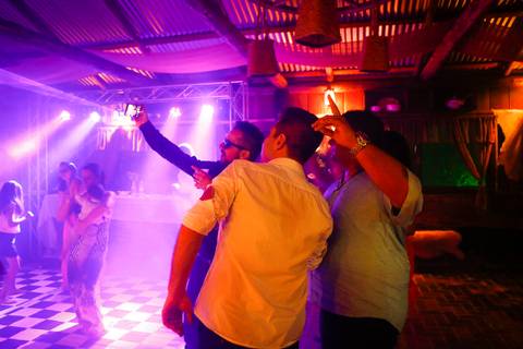 formando-e-amigos - formatura caxias do sul'