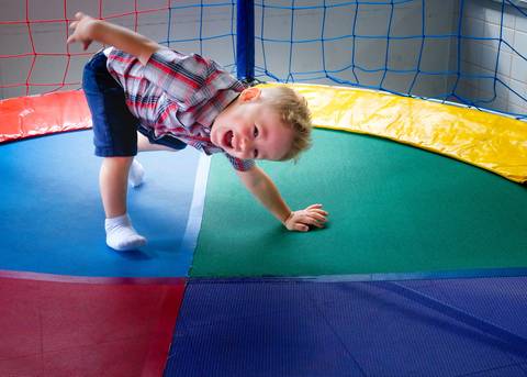 local de aniversário infantil-festa infantil- festa de menino-locação de festa infantil- pais de menino-educação infantil-família-fotos desde a barriga'