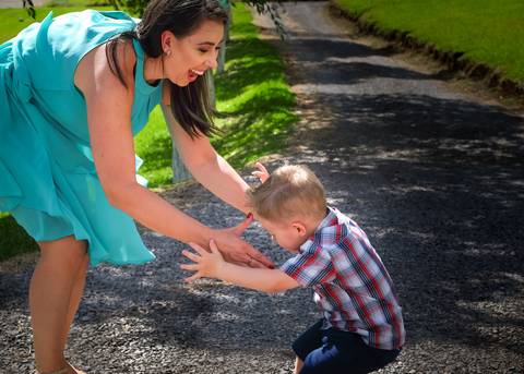 mãe e filho- mãe de menino- maternidade- filho pequeno- pais de menino-educação infantil'