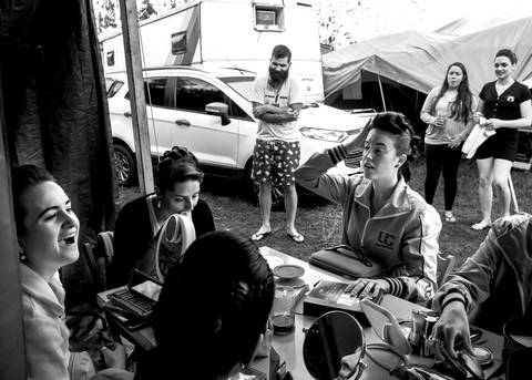 grupo união gaúcha -foto de ctg -prendas e peões - foto de prendas - maquiagem - maquiagem para prendas - penteados - rodeio de vacaria'