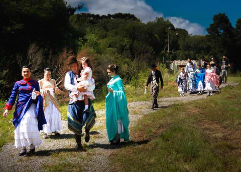 penteado para prenda -maquiagem de prenda -@suneryfotos - su nery fotos- pilcha gaúcha - peões trajados- traje para peão'