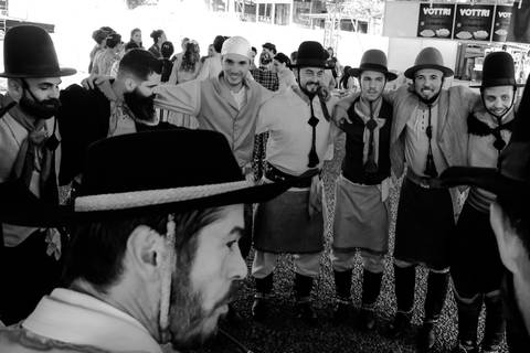 penteado para prenda -maquiagem de prenda -@suneryfotos - su nery fotos- pilcha gaúcha - peões trajados- traje para peão - rodeio de vacaria - grupo união gaúcha - ctg rincão da lealdade'