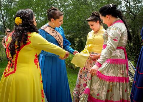 para peão - rodeio de vacaria - grupo união gaúcha - ctg rincão da lealdade -vestido de prenda- su nery fotos- costureira noeli amarante - laura velho - fernanda cavalheiro - mégui hoffmann'