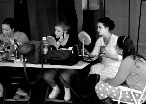 grupo união gaúcha -foto de ctg -prendas e peões - foto de prendas - maquiagem - maquiagem para prendas - penteados - rodeio de vacaria'