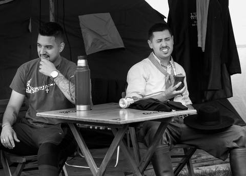 se arrumando - vestido de prenda -penteado para prenda -maquiagem de prenda -@suneryfotos - su nery fotos -'