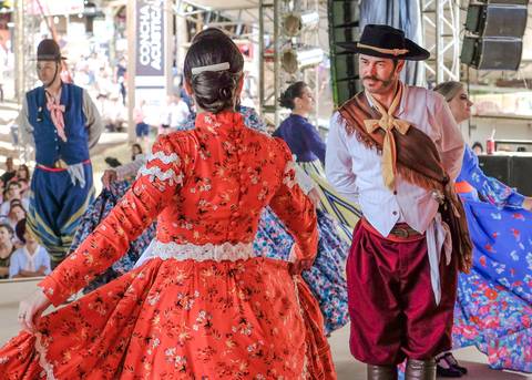 vestido de prenda- su nery fotos- costureira noeli amarante - danças tradicionais - rodeio de vacaria- grupo união gaúcha - ctg rincão da lealdade - vanice lorandi - odilon becker'
