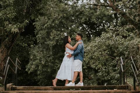 Ensaio pré casamento da Bárbara e do Rafael no Museu do Ipiranga ,que fica dentro do parque da independência em São Paulo por Anderson Crepaldi Fotografia'