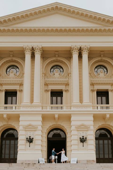 Ensaio pré casamento da Bárbara e do Rafael no Museu do Ipiranga ,que fica dentro do parque da independência em São Paulo por Anderson Crepaldi Fotografia'