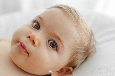 Sessão Fotográfica Smash the Cake, comemoração do primeiro aniversário em Estúdio
Inês Valente Fotografia - Everyone has a Story com Estúdio em Queijas.'