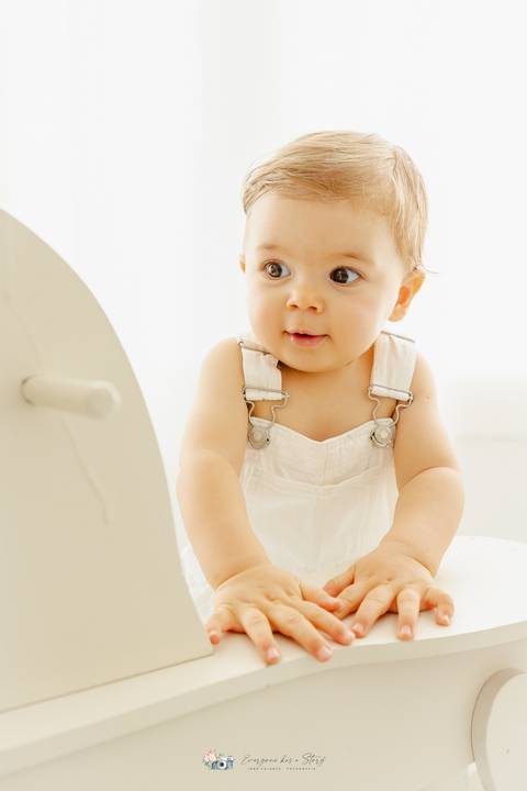 Sessão Fotográfica Smash the Cake, comemoração do primeiro aniversário em Estúdio
Inês Valente Fotografia - Everyone has a Story com Estúdio em Queijas.'