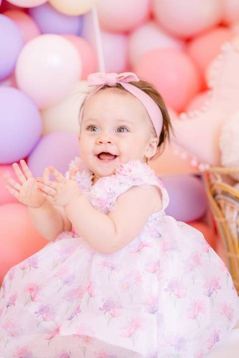 Fotografamos Festas de Aniversário Infantil, damos atenção a todos os pormenores tais como cenário, bolo, docinhos e salgados.
Inês Valente Fotografia - Everyone has a Story'