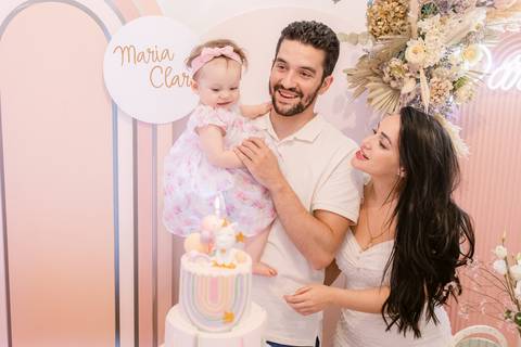 Fotografamos Festas de Aniversário Infantil, damos atenção a todos os pormenores tais como cenário, bolo, docinhos e salgados.
Inês Valente Fotografia - Everyone has a Story'