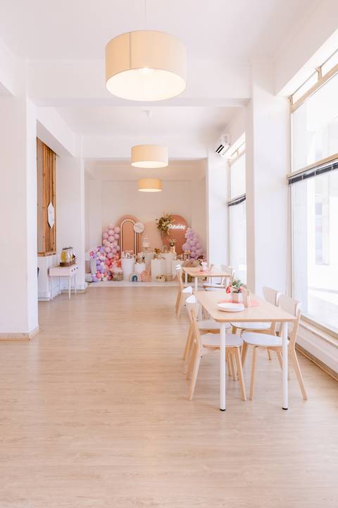 Fotografamos Festas de Aniversário Infantil, damos atenção a todos os pormenores tais como cenário, bolo, docinhos e salgados.
Inês Valente Fotografia - Everyone has a Story'