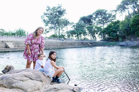 Sessão fotográfica Avós e Netos, um presente cheio de significado, afectos e memórias.
Inês Valente Fotografia - Everyone has a Story'