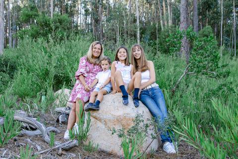 Sessão fotográfica Avós e Netos, um presente cheio de significado, afectos e memórias.
Inês Valente Fotografia - Everyone has a Story'