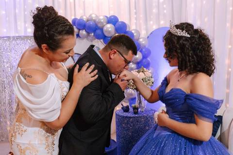 15-anos-vestido-azul-decoracao-borboleta-princesa-lucieli-canoas-fotos'