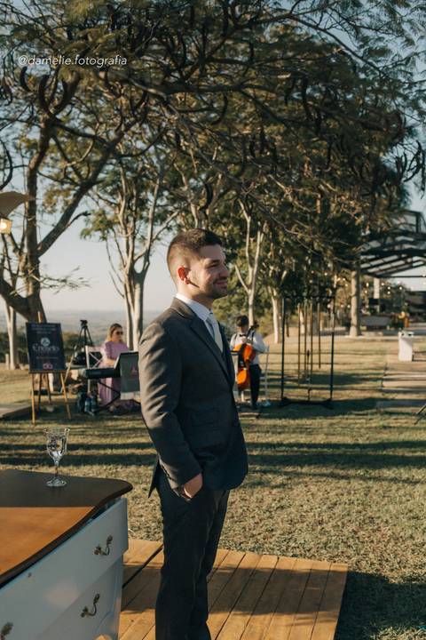 Fotografia de casamento ao ar livre em Bauru'