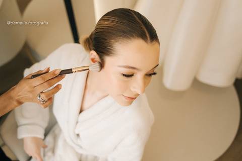 Camila Medeiros Makeup'