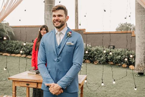 entrada da noiva no Buffet Santa Felicidade'