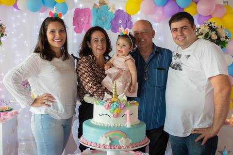 foto na mesa do bolo'