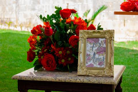 Foto de flores em aniversário'