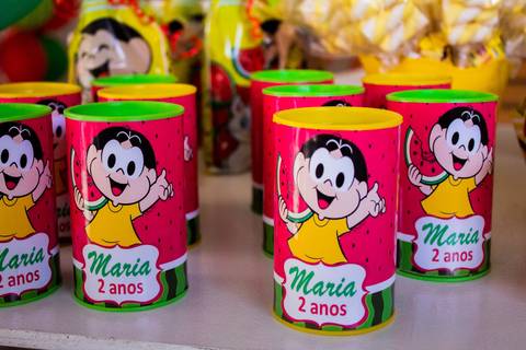 centro de mesa para festa. decoração para festa de 2 anos '