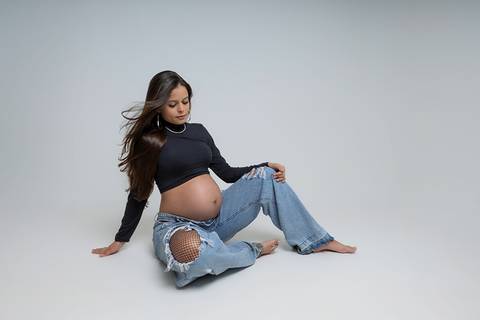 Ensaio gestante em estúdio - Ipatinga'