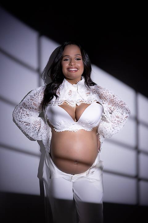 Ensaio gestante em estúdio - Ipatinga - Damille Barros Fotografia'