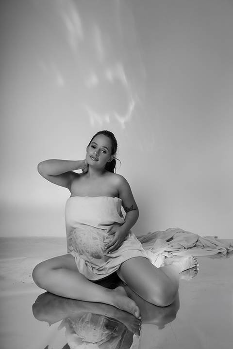 Ensaio gestante em estúdio - Ipatinga - Damille Barros Fotografia'