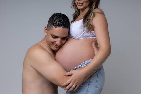 Ensaio gestante em estúdio - Ipatinga - Damille Barros Fotografia'