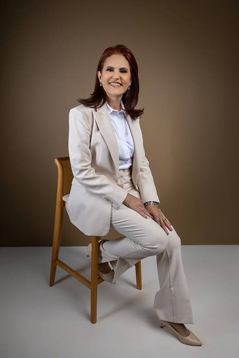 Ensaio corporativo em estúdio - Ipatinga - Damille Barros Fotografia'