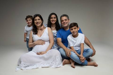 Ensaio gestante em estúdio - Ipatinga - Damille Barros Fotografia'