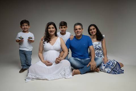 Ensaio gestante em estúdio - Ipatinga - Damille Barros Fotografia'