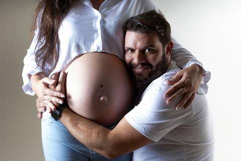 Ensaio gestante em estúdio - Ipatinga - DAmille Barros Fotografia'