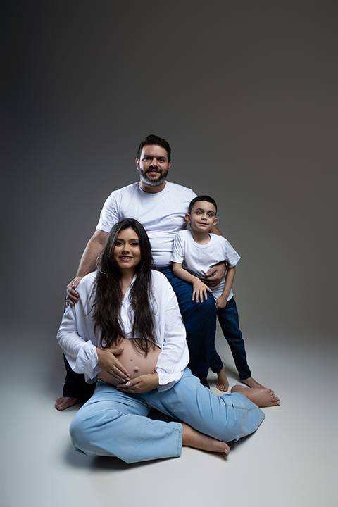 Ensaio gestante em estúdio - Ipatinga - DAmille Barros Fotografia'