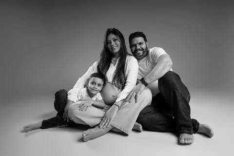 Ensaio gestante em estúdio - Ipatinga - DAmille Barros Fotografia'