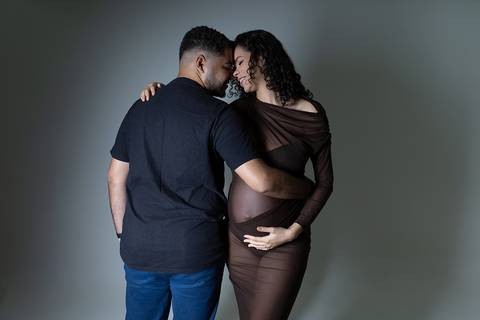 Ensaio gestante em estúdio - Ipatinga - Damille Barros Fotografia'