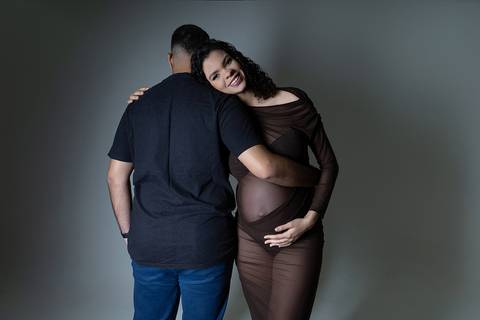 Ensaio gestante em estúdio - Ipatinga - Damille Barros Fotografia'