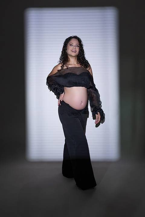 Ensaio gestante estúdio - Ipatinga - Damille Barros Fotografia'