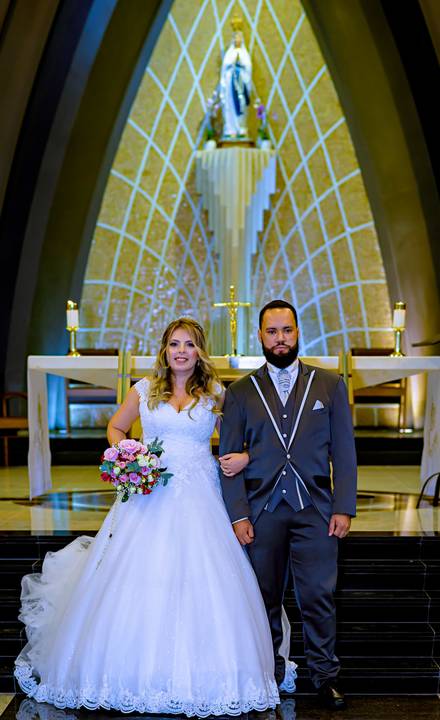 foto casamento em Alphaville, foto casamento igreja nossa senhora de lourdes Alphaville, fotografia de casamento em Alphaville, fotografia de casamento igreja Nossa Senhora de Lourdes Alphaville, casamento com carro antigo, carro antigo no casamento'