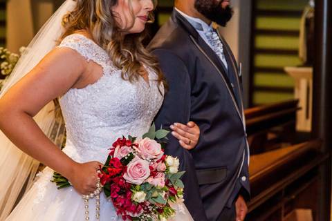 foto casamento em Alphaville, foto casamento igreja nossa senhora de lourdes Alphaville, fotografia de casamento em Alphaville, fotografia de casamento igreja Nossa Senhora de Lourdes Alphaville, casamento com carro antigo, carro antigo no casamento'
