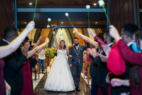 foto casamento em Alphaville, foto casamento igreja nossa senhora de lourdes Alphaville, fotografia de casamento em Alphaville, fotografia de casamento igreja Nossa Senhora de Lourdes Alphaville, casamento com carro antigo, carro antigo no casamento'